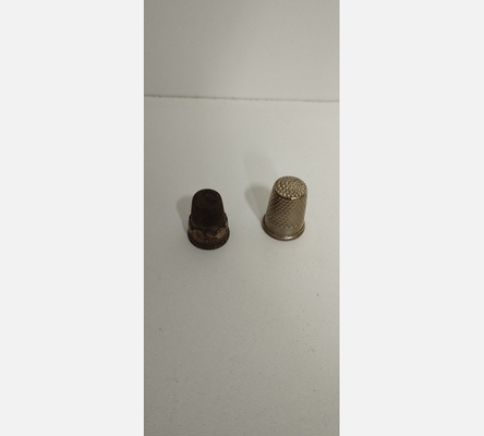 2 dés à coudre ancien.