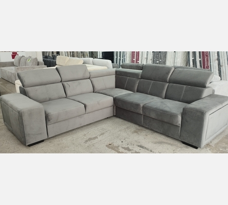 2A1KVG Canapé d'angle Karola convertible en velour gris, têtières amovibles.