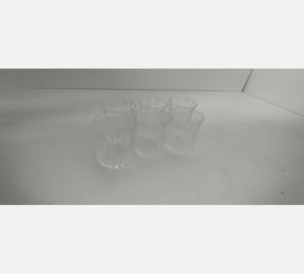 6 petits verres à liqueurs