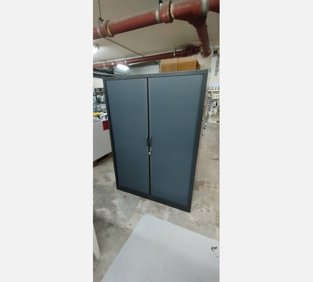 Armoire de bureau métalique, 2 portes coulissantes.