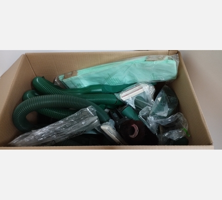 Aspirateur balai Worveck ET 340 avec nombreux accessoires.