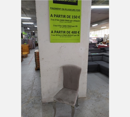 AVMN Lot de 4 chaises Louis en velours, 2 moka, 2 noires.