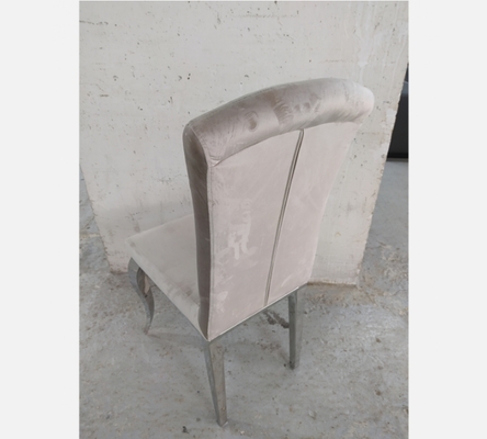 AVMN Lot de 4 chaises Louis en velours, 2 moka, 2 noires.