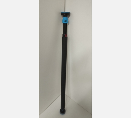 Barre de traction pour porte avec verrouillage -