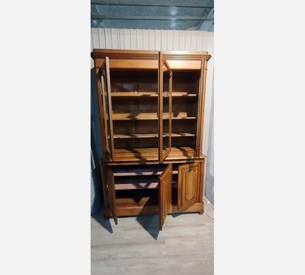 Bibliothèque Louis Philippe noyer blond, 6 portes, 3 tirettes.
