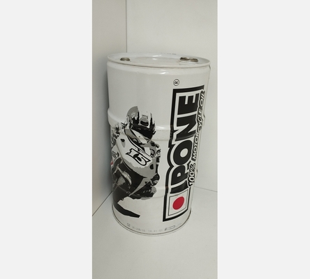 Bidon d'huile Ipone.
