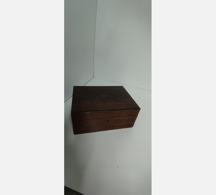 Boite de rangement en bois
