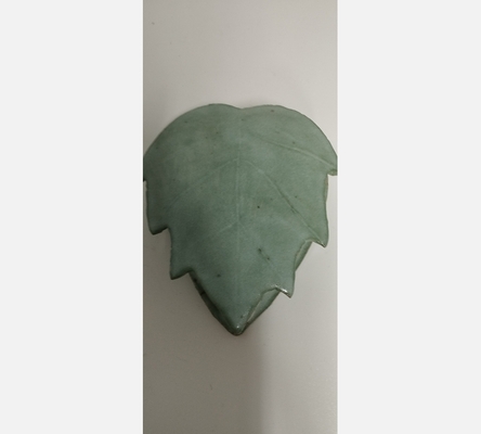 Boite feuille en terre cuite