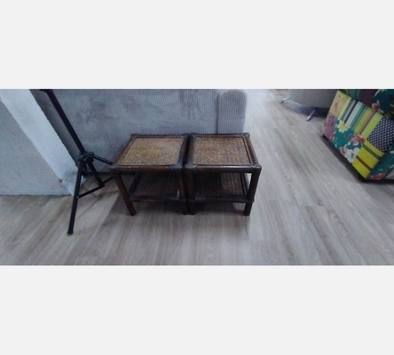 Bout de canapé en rotin