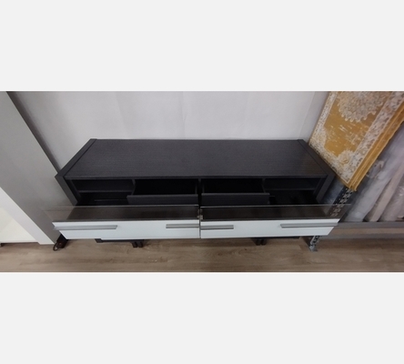 Buffet 2 portes/ 2 tiroirs + 2 tiroirs interieur Gautier.