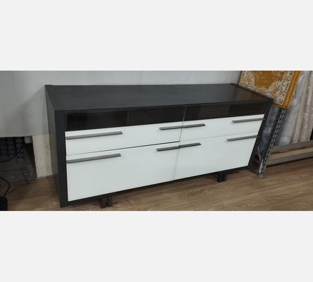 Buffet 2 portes/ 2 tiroirs + 2 tiroirs interieur Gautier.