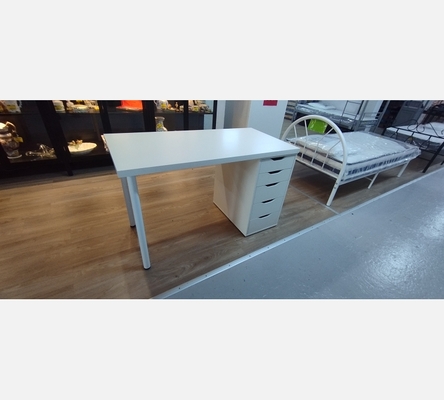 Bureau, blanc, 140x60 cm avec caisson à tiroirs.