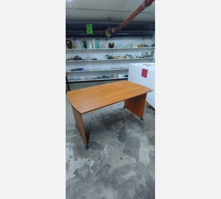 Bureau Gauthier 140/80 CM.