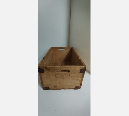 Caisse O.C.P bois et métal.