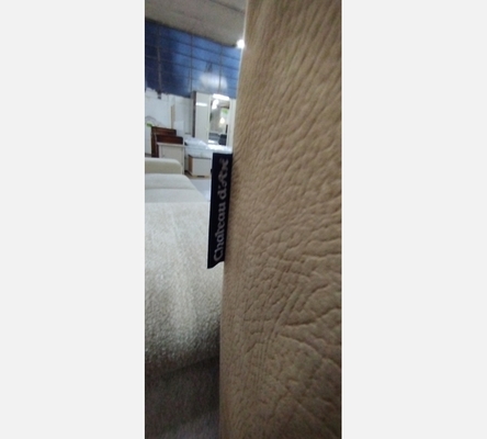 Canapé 2 places avec 1 fauteuil en tissu microfibre taupe de chez Château dAx.