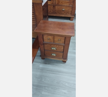 Chevet style Indo en pin massif, 3 tiroirs