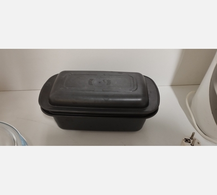 Cocotte Tupperware avec couvercle