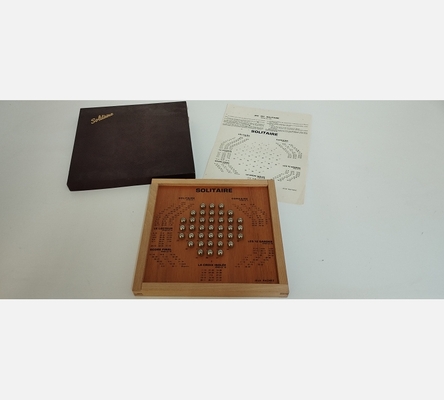 Coffret solitaire avec solutions