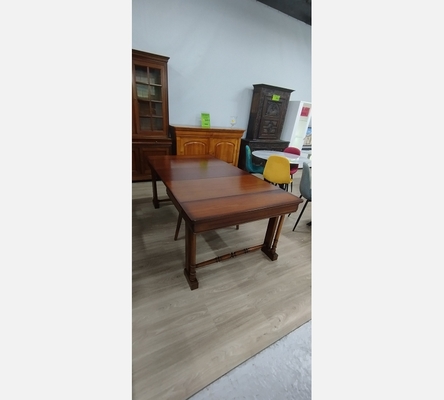 Console transformable en table avec 3 allonges plates ou 2 allonges ceinturées.