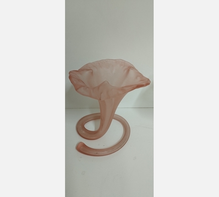Coupe en pâte de verre rose