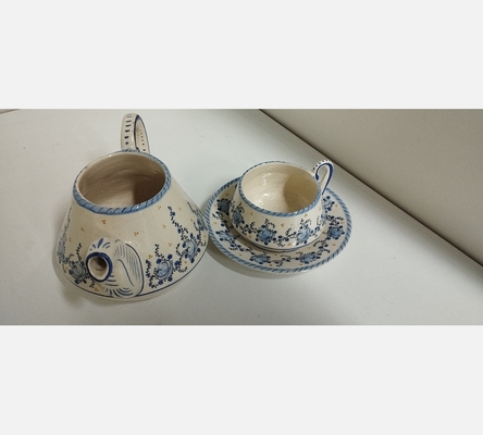 Ensemble à thé en faïence