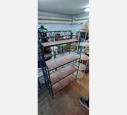 Etagère en fer forgé avec plateaux en carrelages