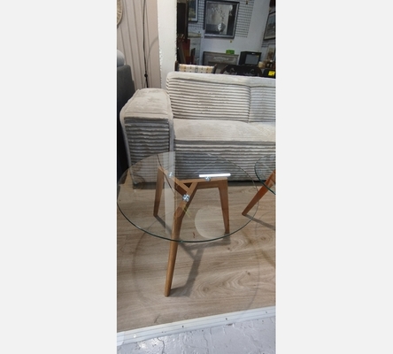 G.m Table basse ronde pied en hêtre massif .