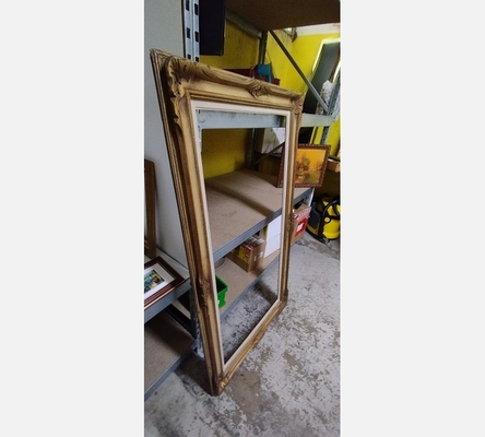 Grand encadrement tableau ou miroir.