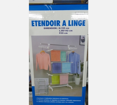 Grand étendoir à linge multifonctions.