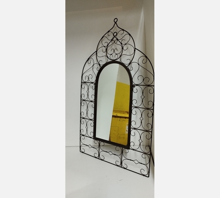 Grand miroir sytle oriental.