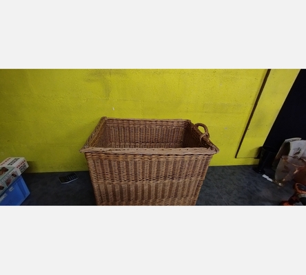 Grand panier manque 1 anse