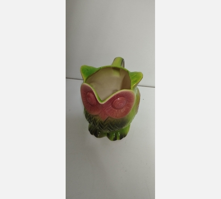 Grand pichet hibou en barbotine