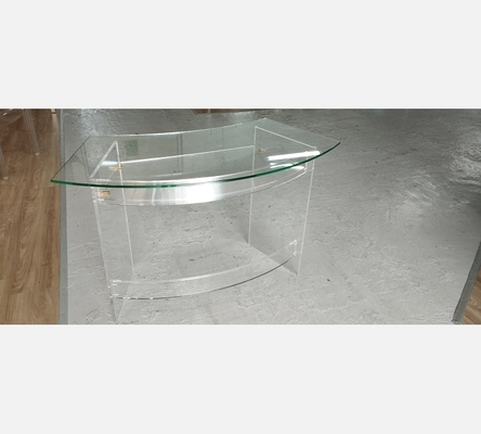 Joli bureau arrondi David Lange en plexiglass et verre.