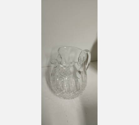 Joli pichet en cristal