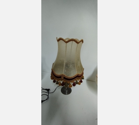 Lampe en étain avec abat-jour