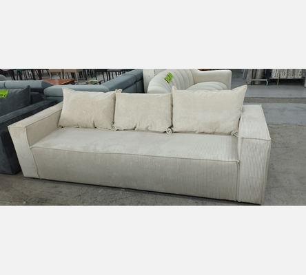Lin03 Canapé Cori 3 places convertible en velours côtelé beige.
