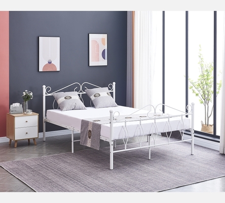 Lit Julie blanc avec sommier intégré 160/200 cm.