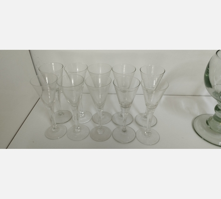 Lot de 10 verres à Aquavit