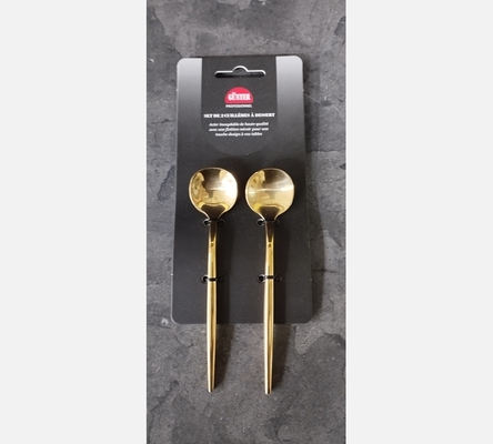 Lot de 2 petites cuillères dorées en inox.
