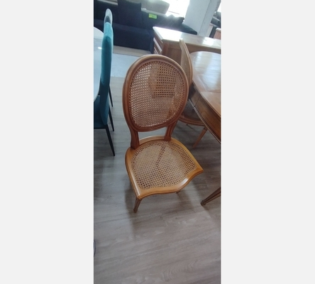 Lot de 4  chaises cannées de style Louis XVI