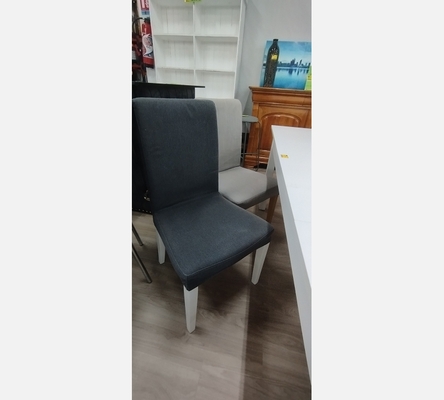 Lot de 4 chaises en tissus gris foncé et gris clair
