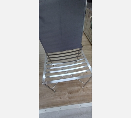Lot de 6 chaises  en acier et inox