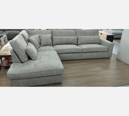 M2 Bon209.16. Canapé dangle Bristol en tissu texturé gris.