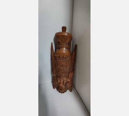 Masque indonésien.