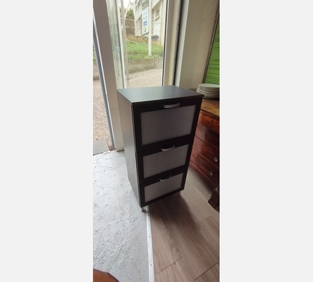 Meuble de rangement 3 portes ikea