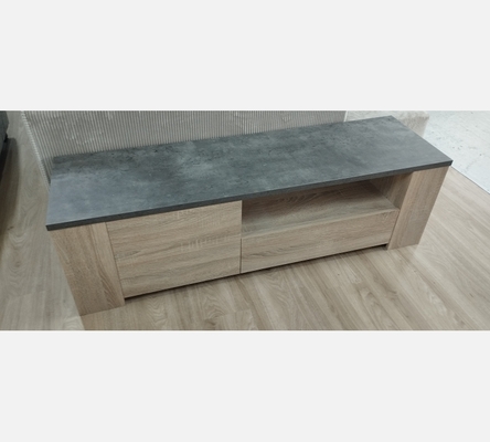 Meuble TV  imitation chêne vieili/ béton.