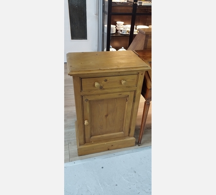 Petit confiturier en pin massif, 1 porte 1 tiroir.