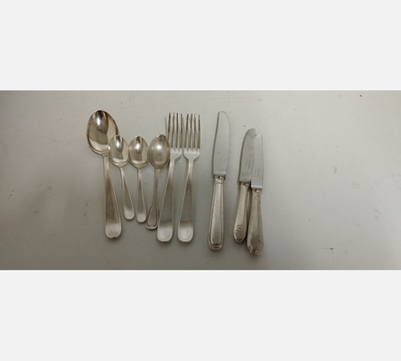 Petit lot de couverts en métal argenté Christofle