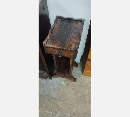 Petit meuble en pitchpin 1 tiroir