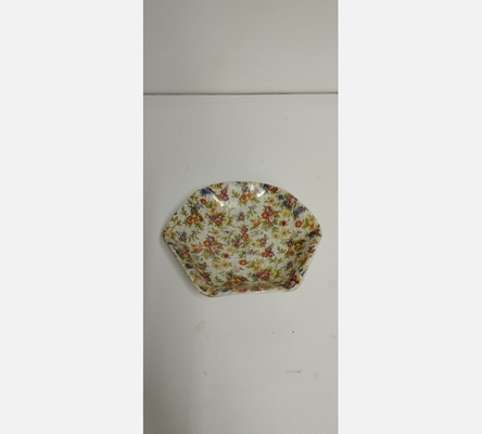 Petit plat héxagonal fleuri